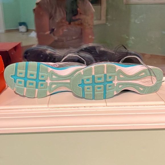 W Nike Dual Fusion TR 2 Print 631661 015 Sz 7.5 - Picture 4 of 4